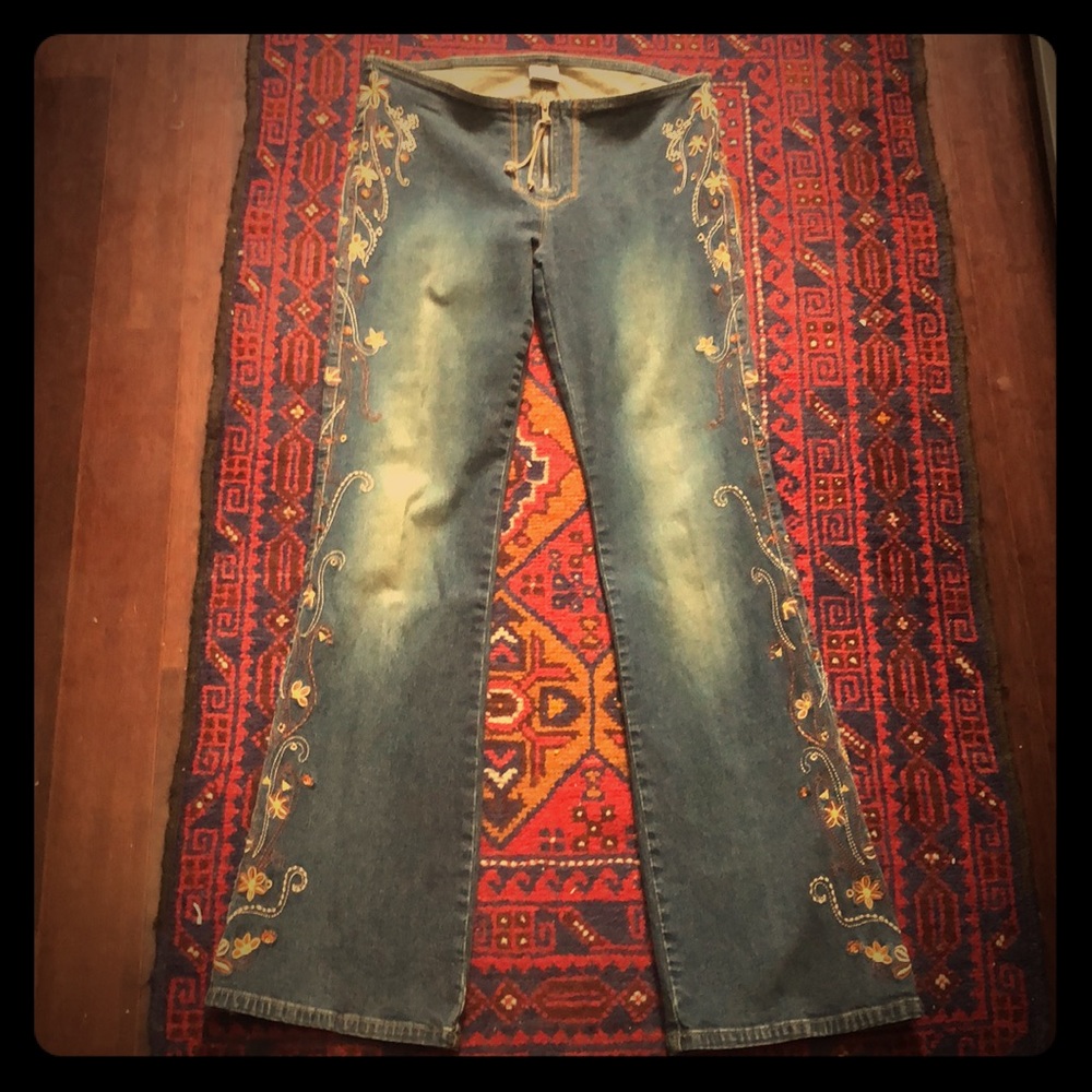 ✅‼️💮SOLD❌ Z. Cavaricci Boho Chic Jeans